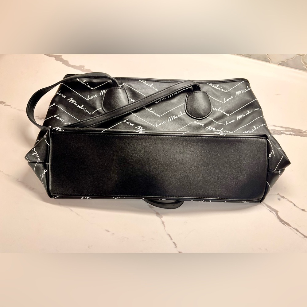 LOVE MOSCHINO Logo Romantic Shopper Shoulder Bag Black Logo w Gold Hardware EUC - Picture 16 of 17